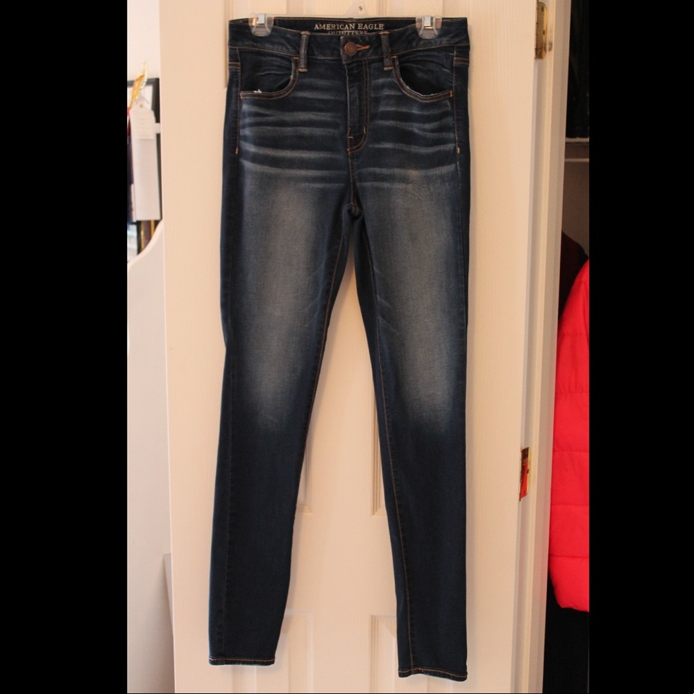 American Eagle High Rise Jean
